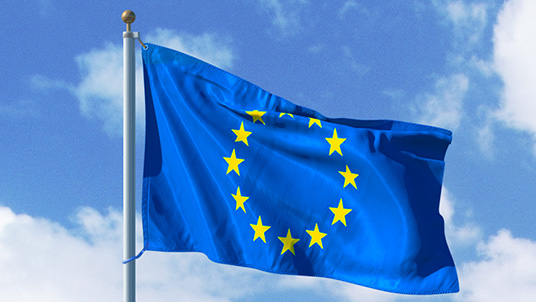 L'UE prende in considerazione un'azione legale, finanziaria e politica sulla controversia sulla legge polacca