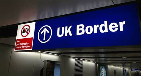 La posizione dell'immigrazione del Regno Unito suscita il malcontento Tra nazioni dell'UE